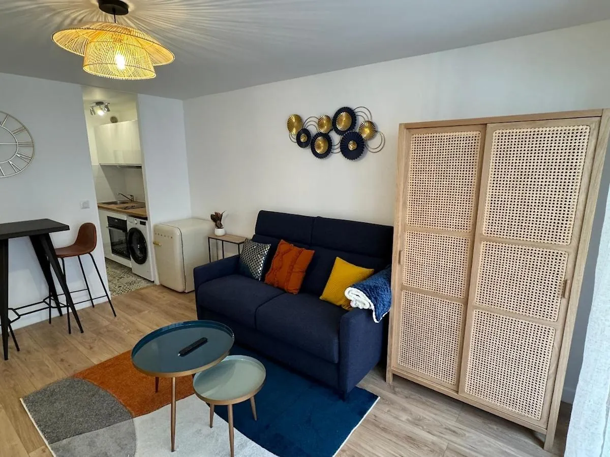 Apartman Furnished Studio Paris 17