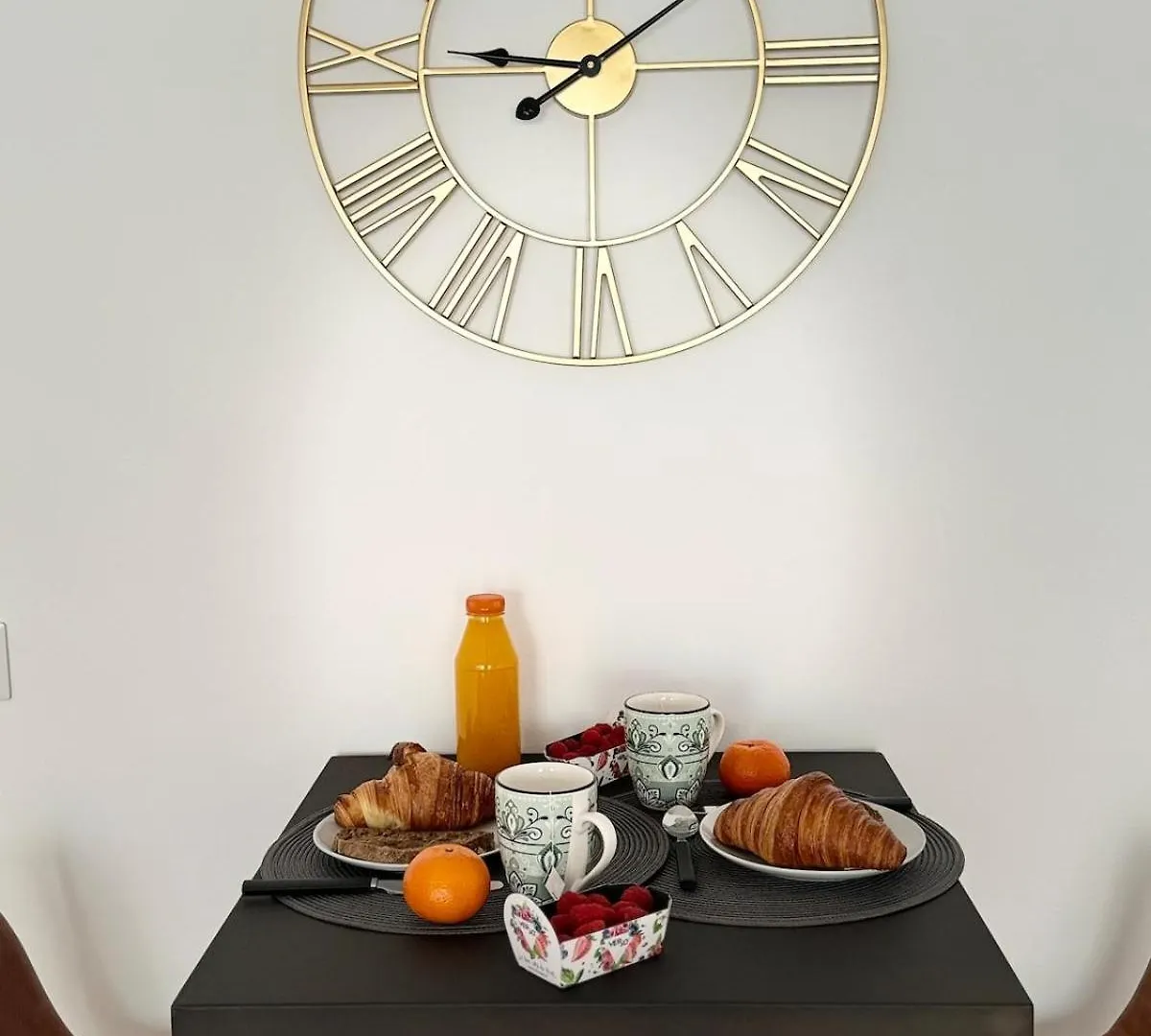 Furnished Studio Paris 17
