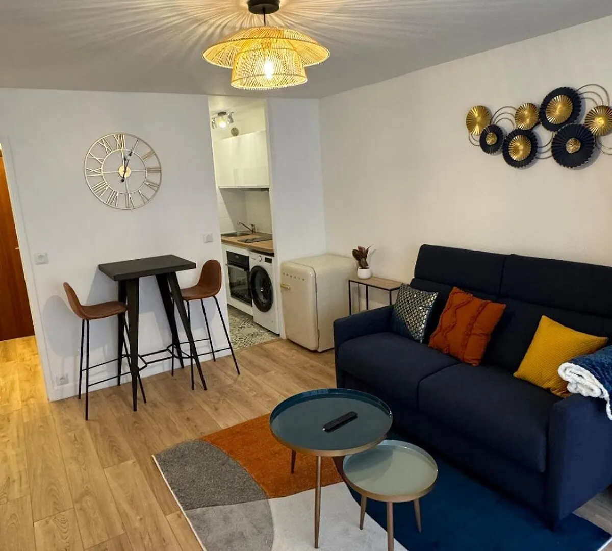 Furnished Studio Paris 17 Apartman