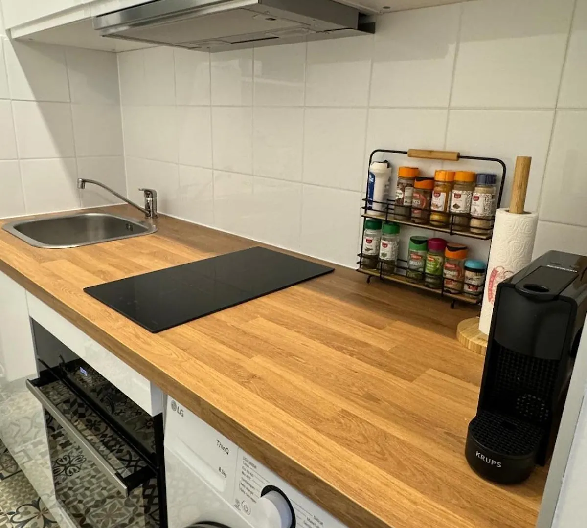 Furnished Studio Paris 17 Apartman